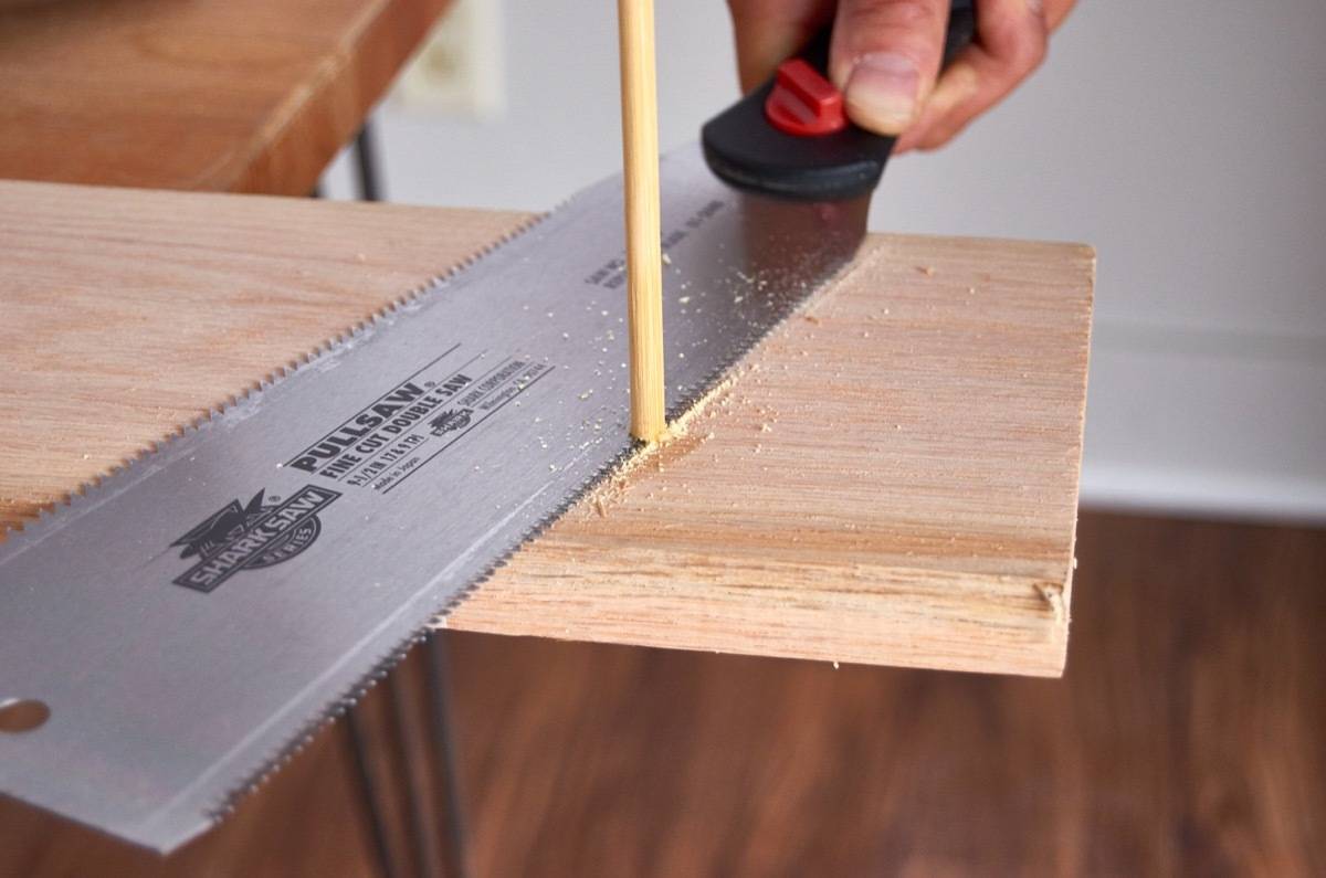 The flush cut saw in action