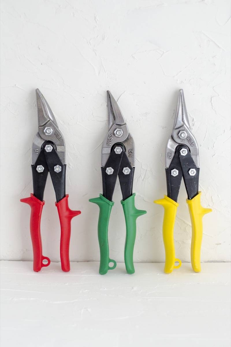 Aviation snips, in red, yellow, and green