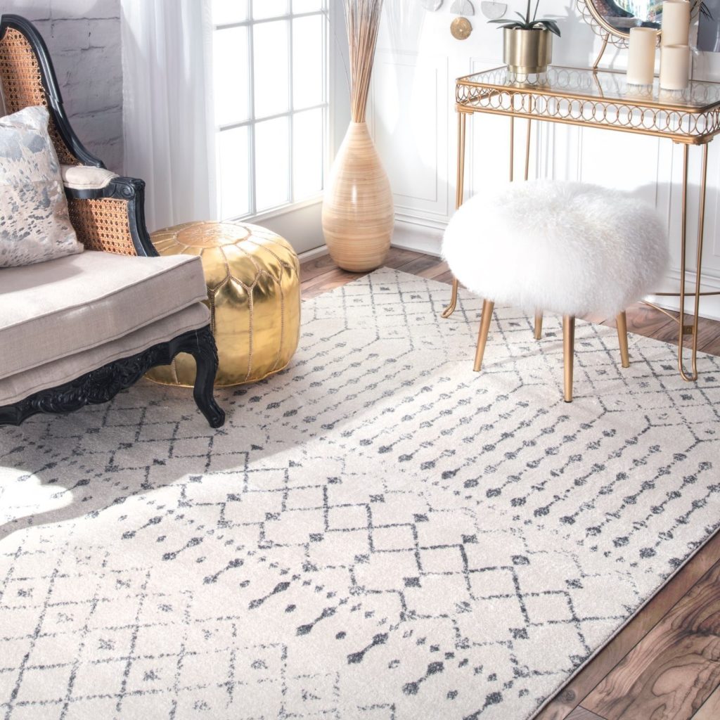 25 Large Area Rugs You Can Both Afford and Appreciate in Your Home