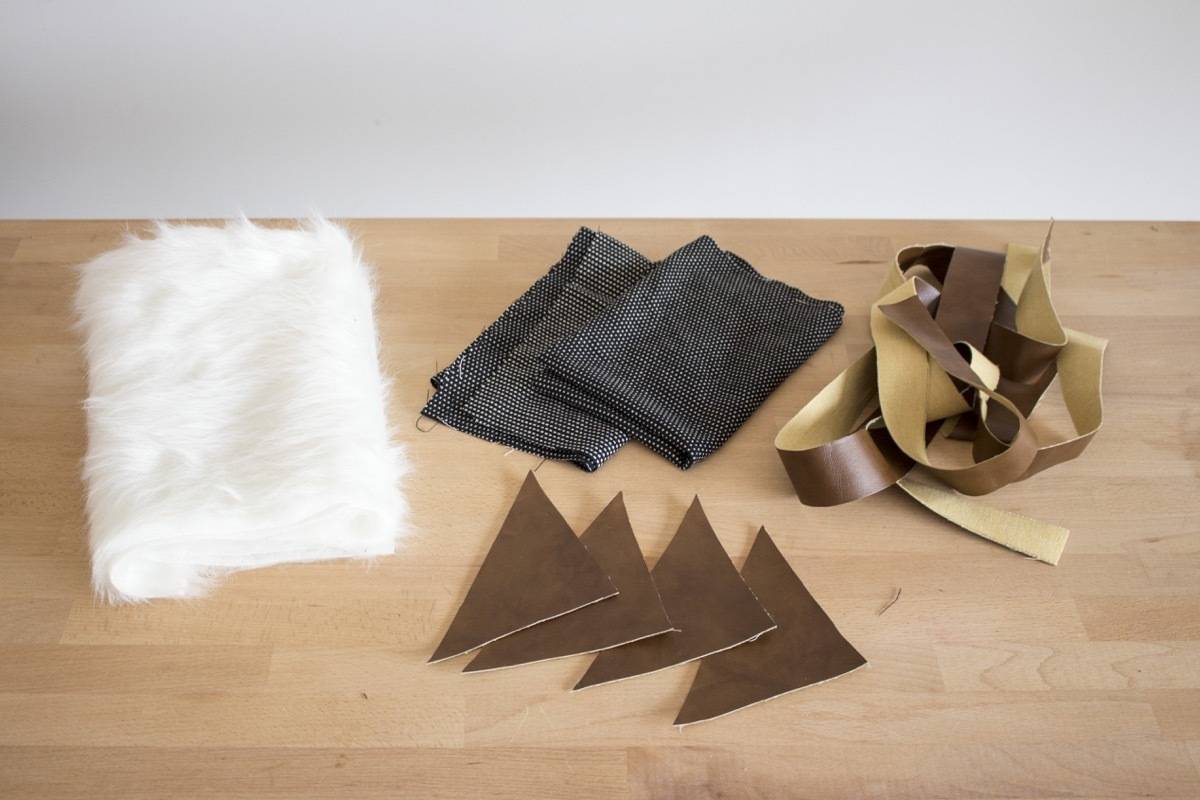 Leather/Fur Pillow | Step 1