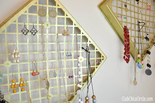 Jewelry organizer