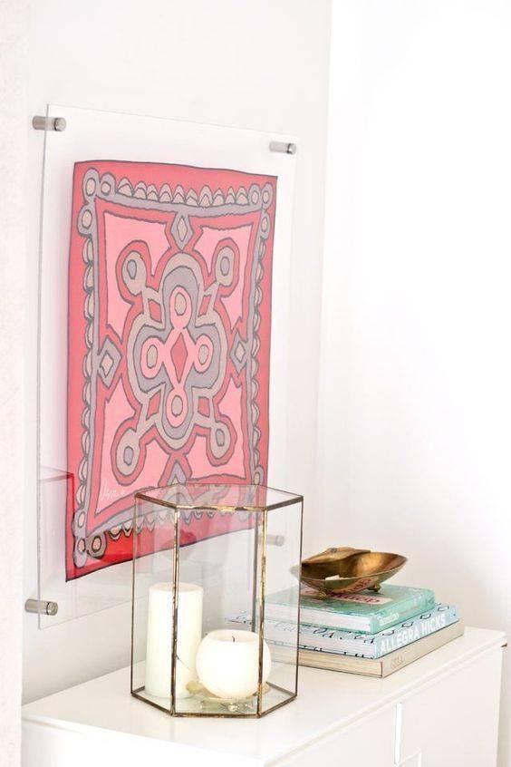 Scarf in lucite floating frame