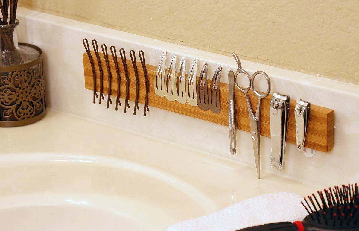 Organize your bathroom with a magnetic knife strip