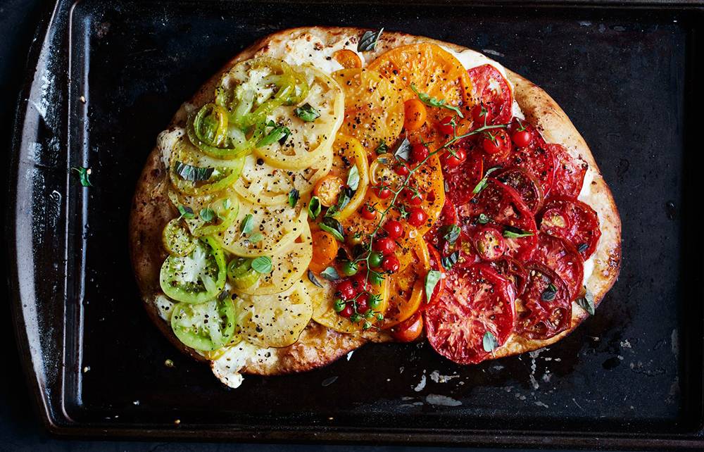 ombre grilled heirloom tomato pizza