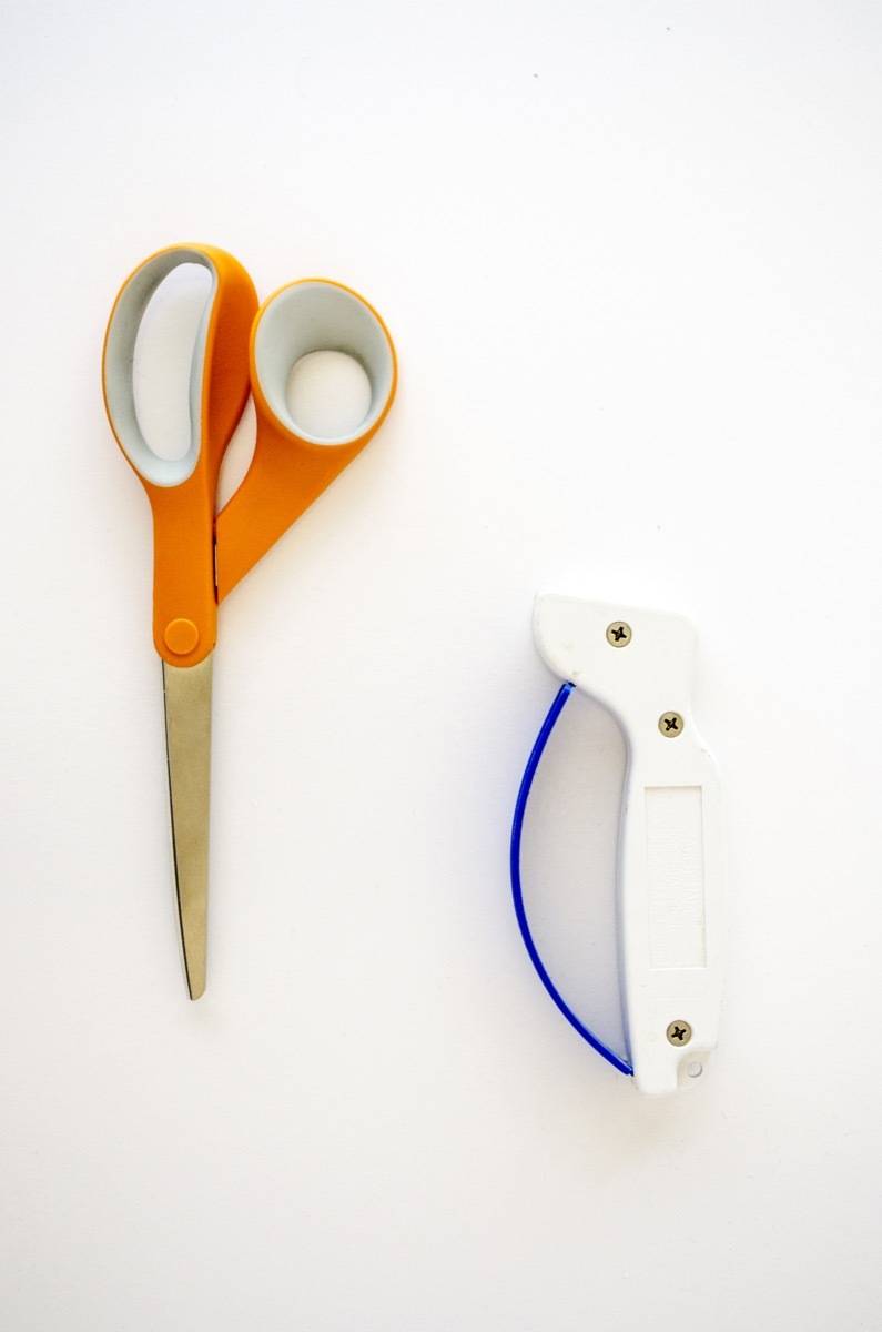 How to sharpen scissors: Using a store-bought sharpener