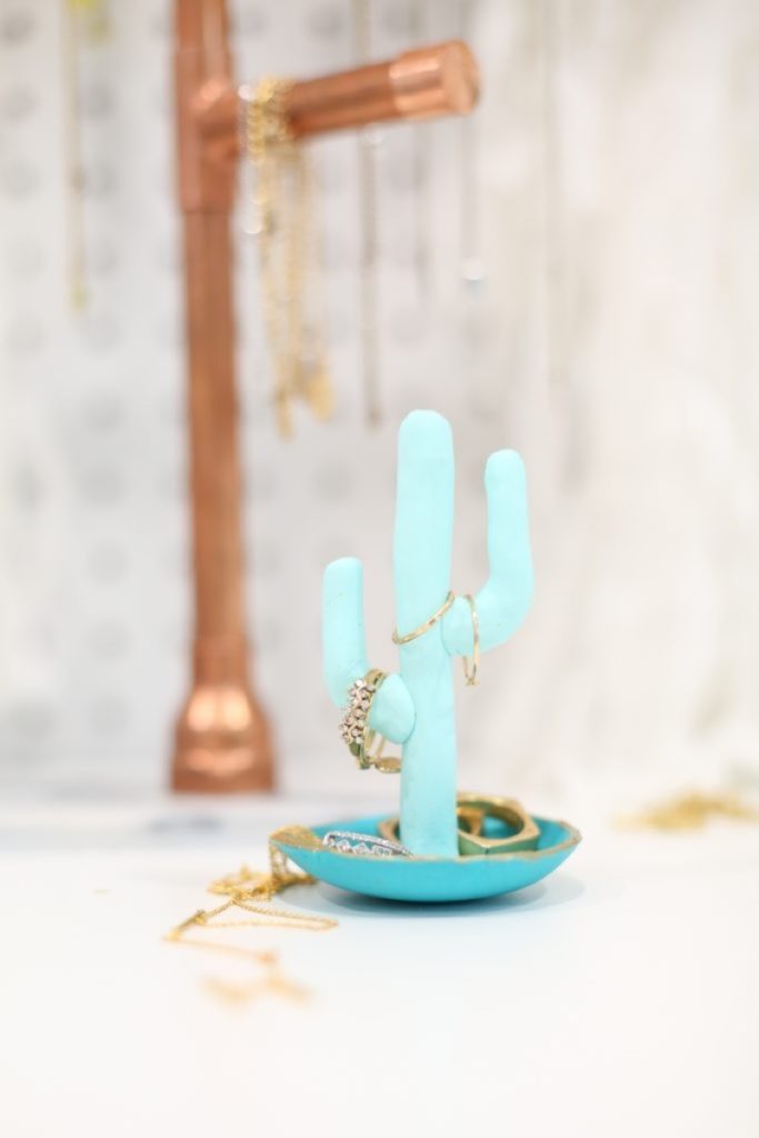 DIY Mother's Day Gift Ideas: Cactus ring holder