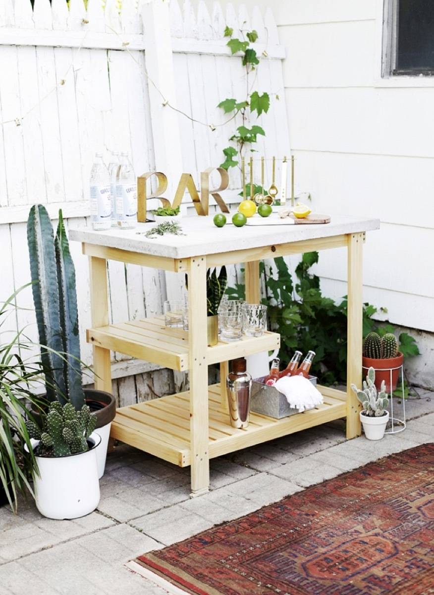 62 DIY Projects to Transform Your Backyard: Outdoor bar
