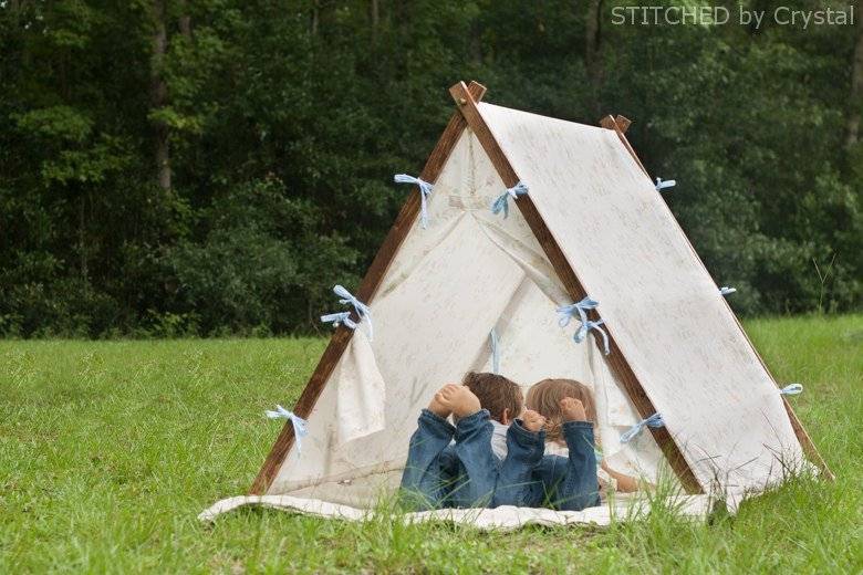 62 DIY Projects to Transform Your Backyard: Play tent