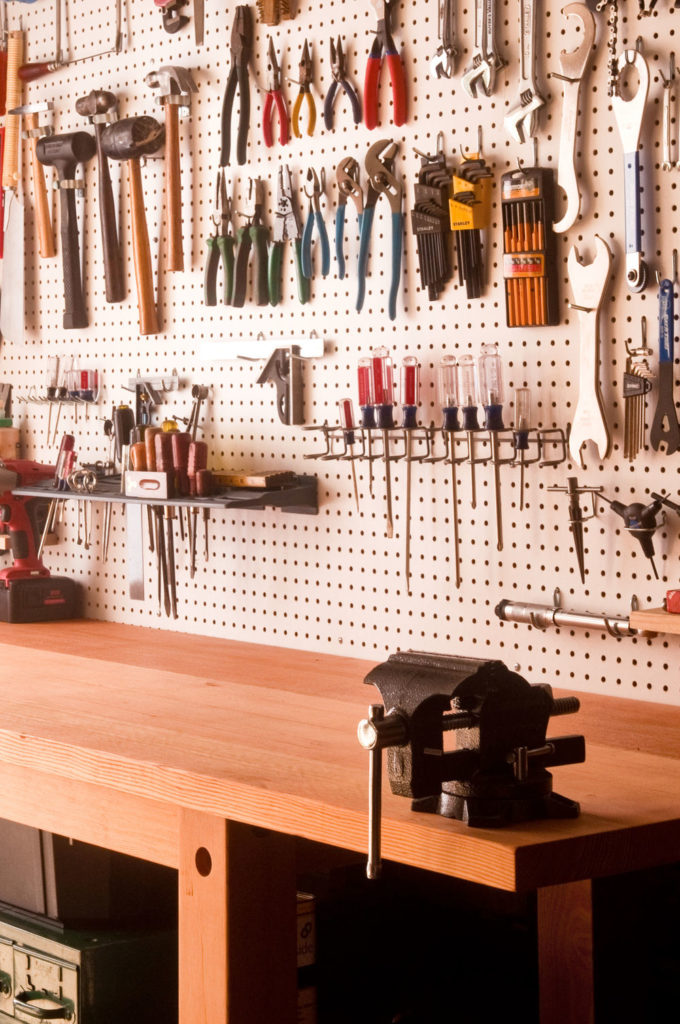 How to Build a Garage Workbench, with Plans