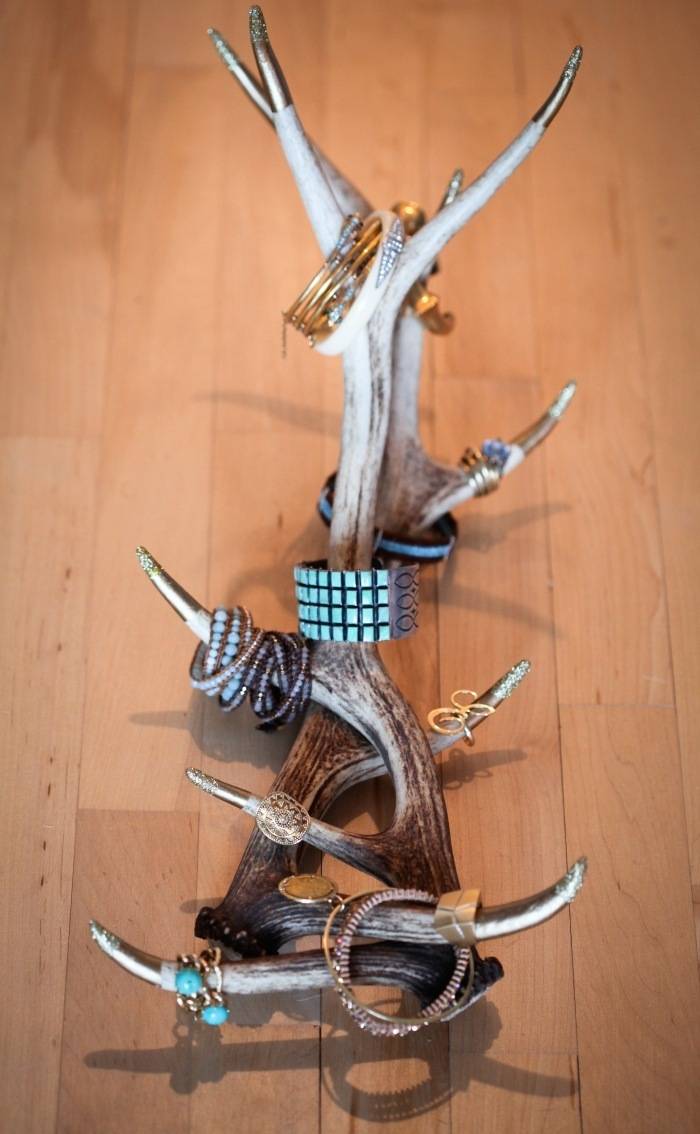 Deer antler organizer