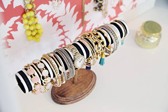 DIY bracelet holder