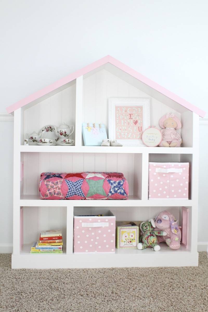 Shelf idea from I Can Teach My Child | 75 DIY Kids Decor Ideas
