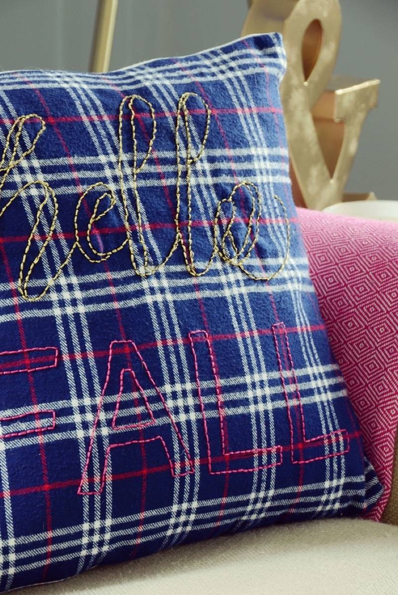 Our Favorite Pillow Projects from the Curbly Archives | Embroidered pillow