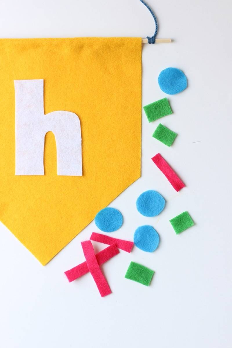 Wall art idea from Alice & Lois | 75 DIY Kids Decor Ideas