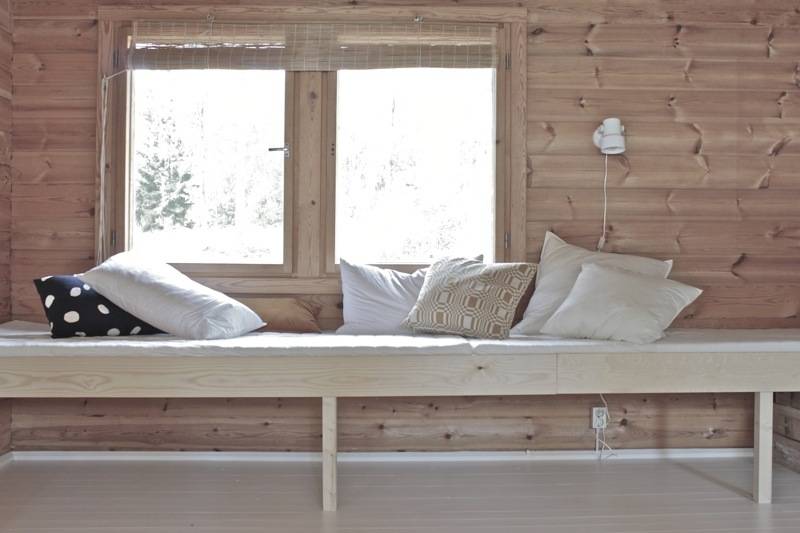 10 DIY Daybeds Done On The Cheap 