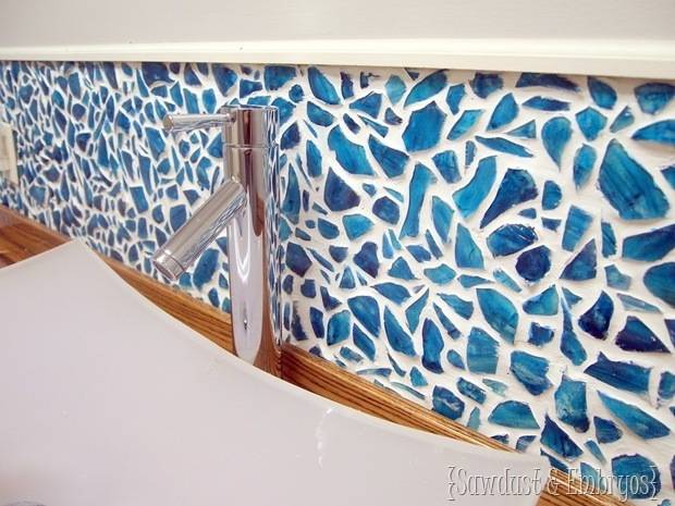 DIY mosaic backsplash