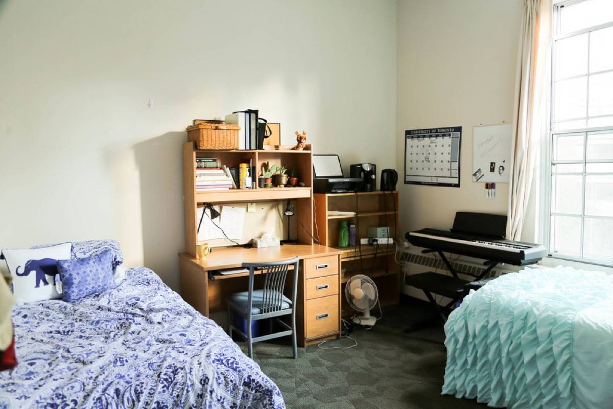 Cute dorm rooms | Before