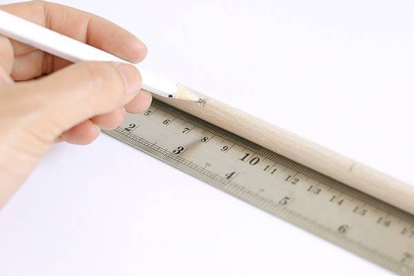 Wood tealight holders - measuring dowel