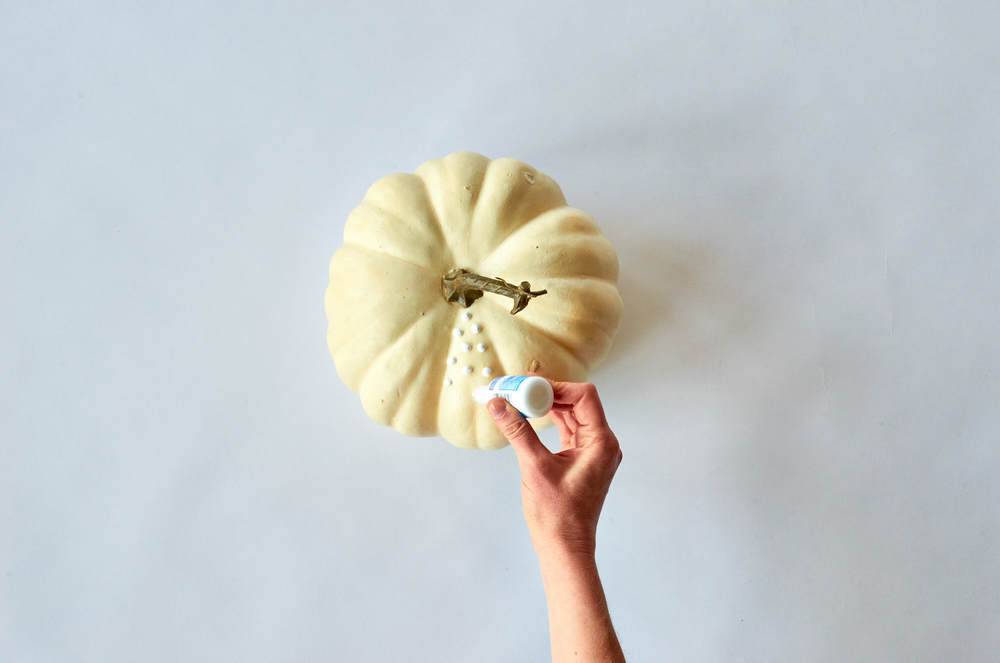DIY your very own hobnail milk glass pumpkins