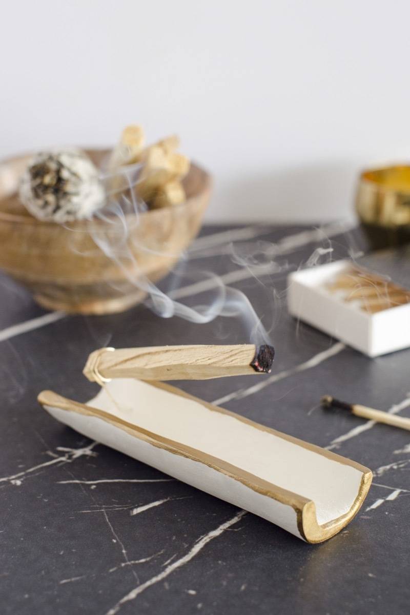 DIY Holy Wood Holder made from air-dry clay