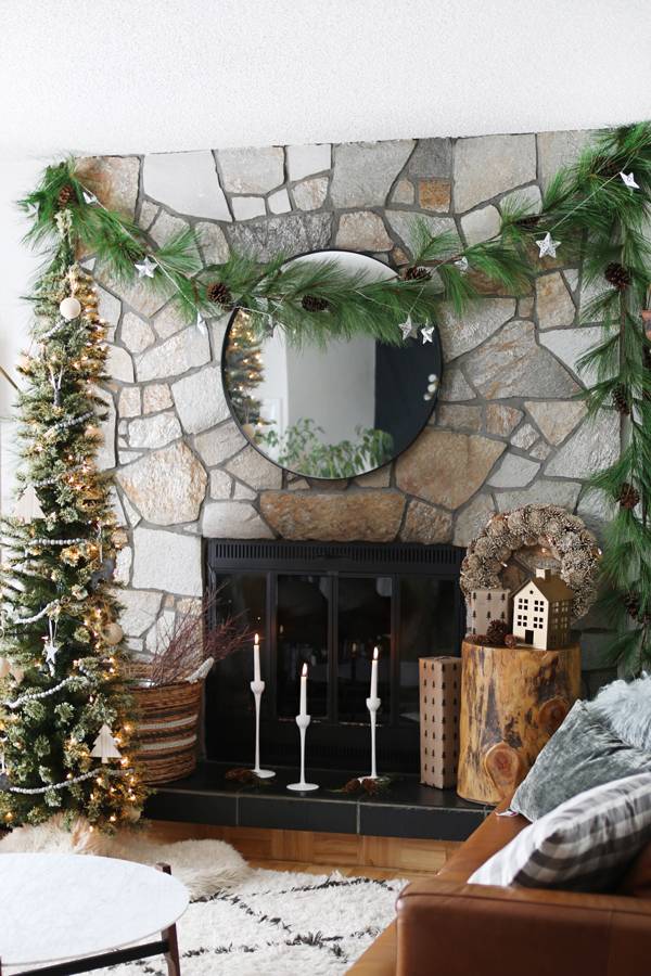 Christmas Mantle Makeover: No Mantle, No Worries