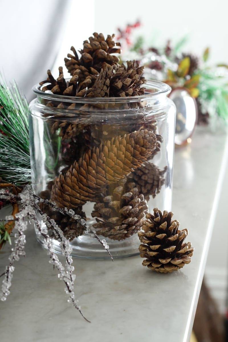10 Ways To Make Your Home Smell Like Christmas