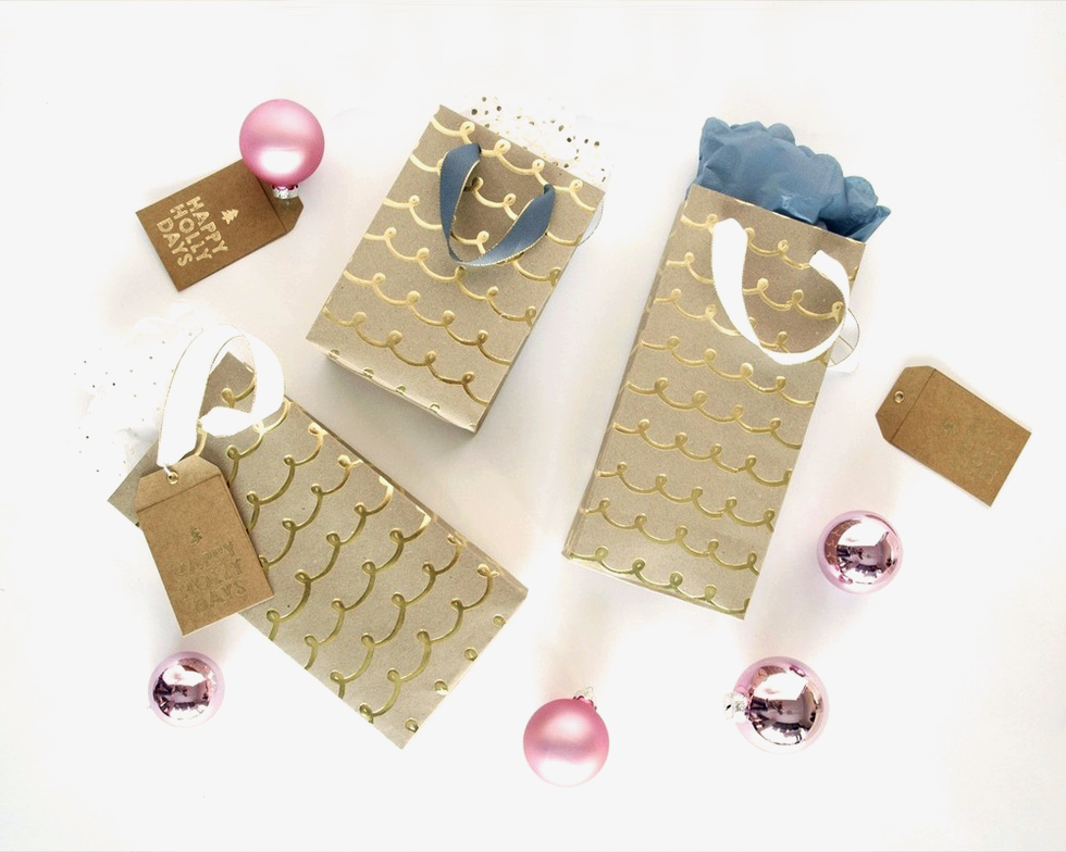 How to make a gift bag out of wrapping paper