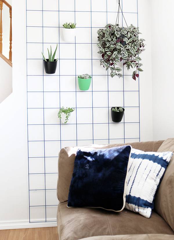 DIY Modern Wire Plant Hanger