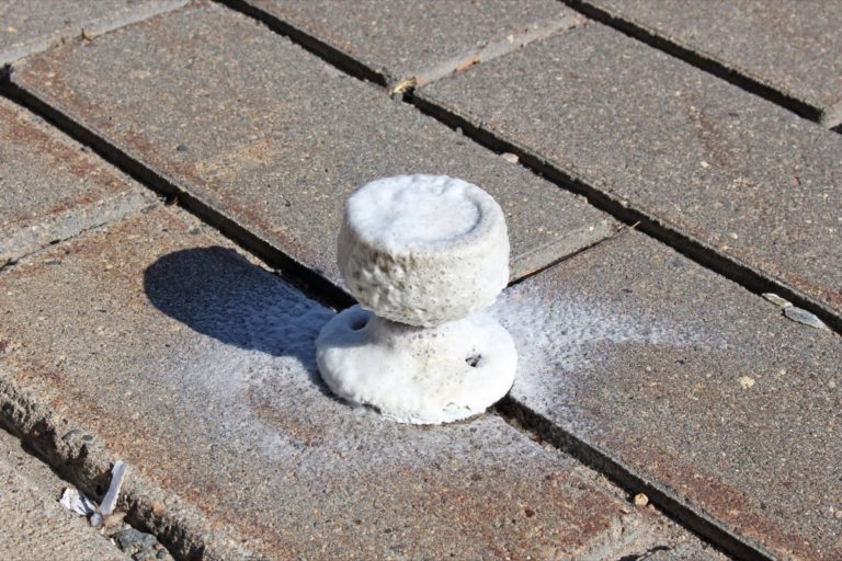 Three Easy Ways to Remove Old Paint from Door Hardware