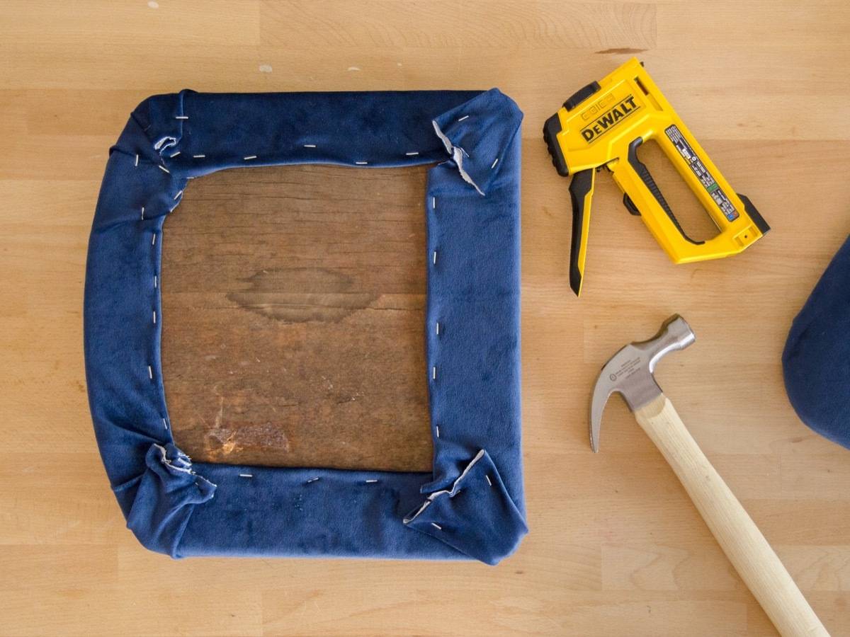 Upholstering a chair seat