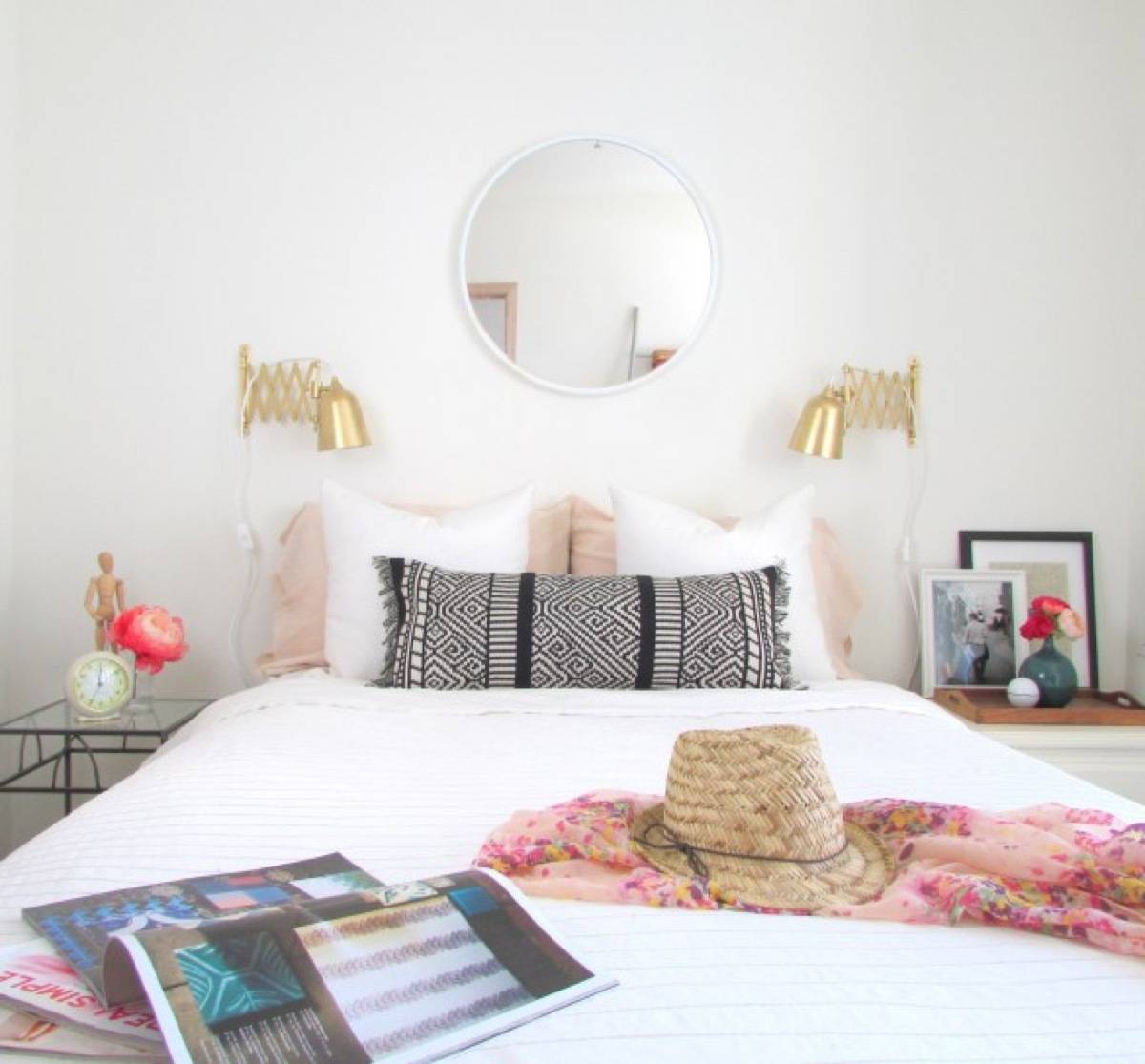 99 ways to use fabric to decorate your home | DIY lumbar pillow