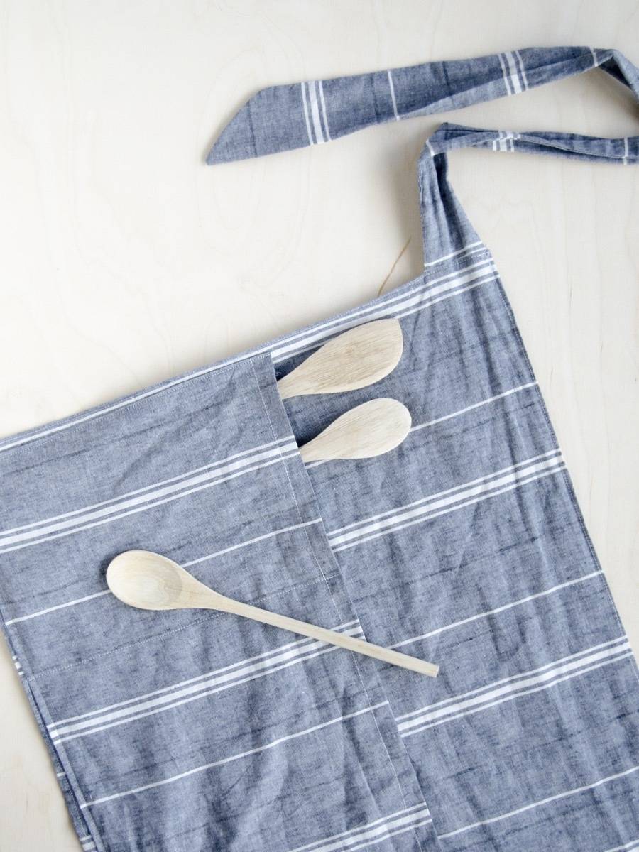 How to sew a short apron