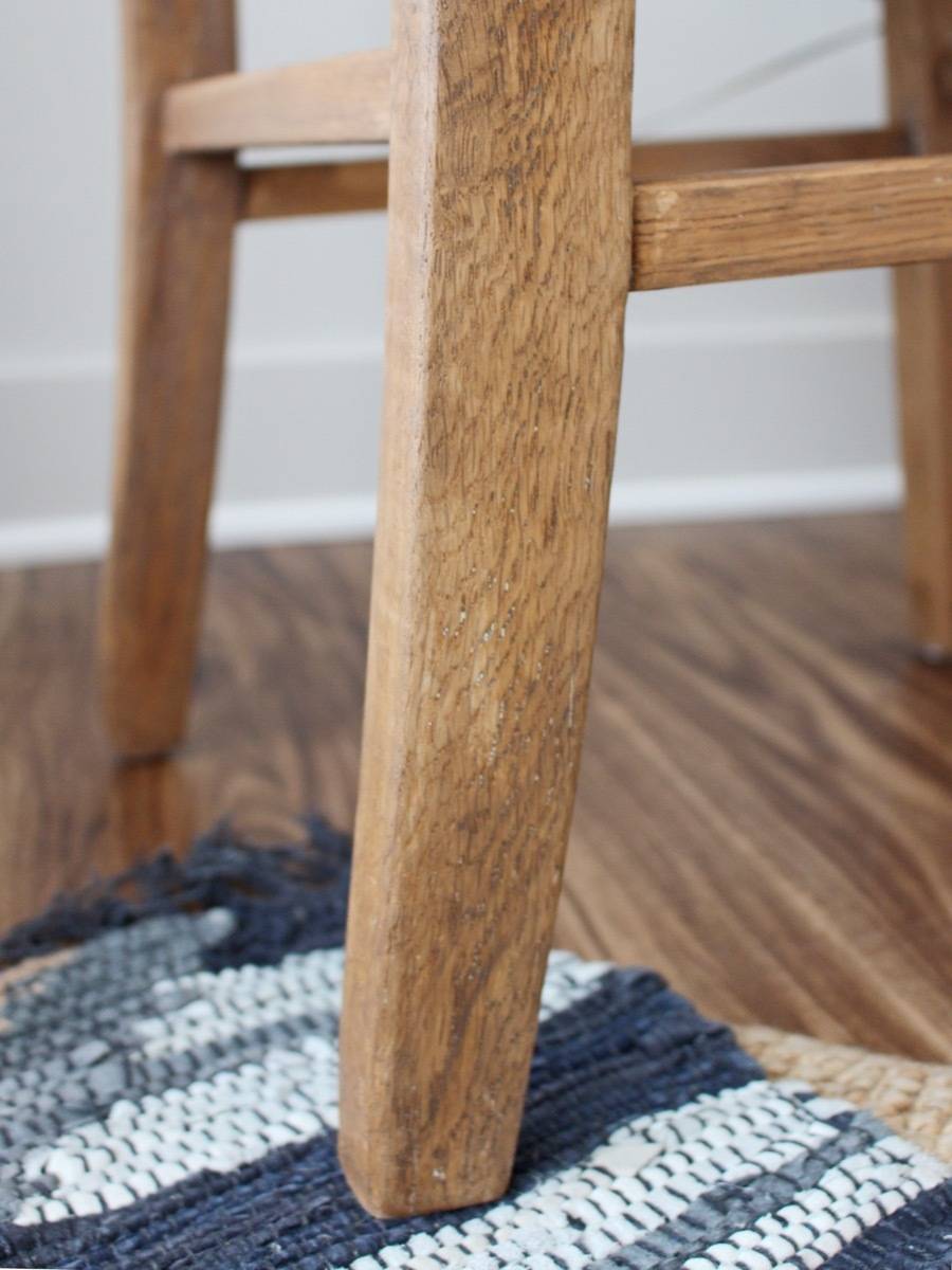 Remove Paint from Wood and Transform Old Furniture!