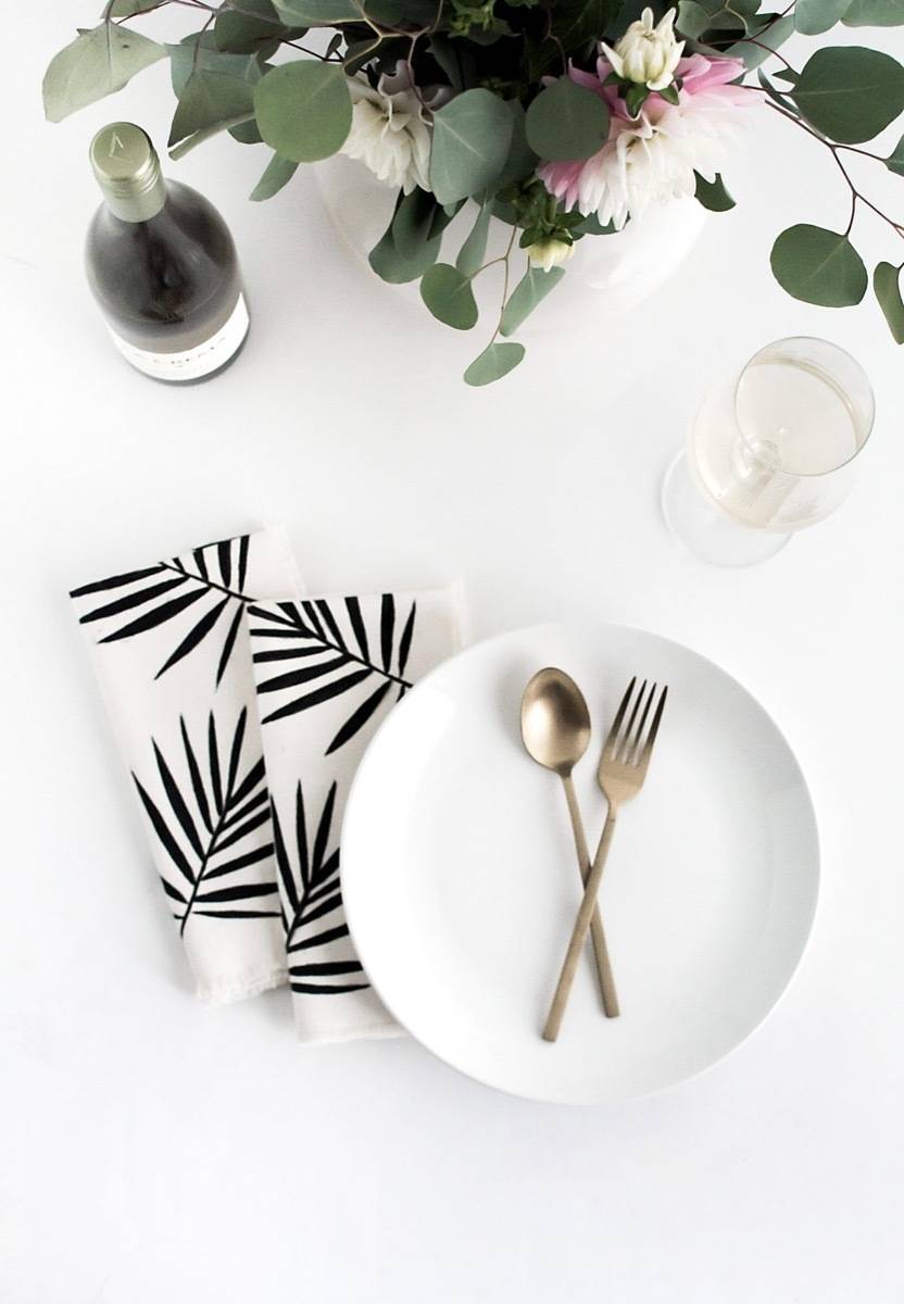 99 ways to use fabric to decorate your home | Custom napkins