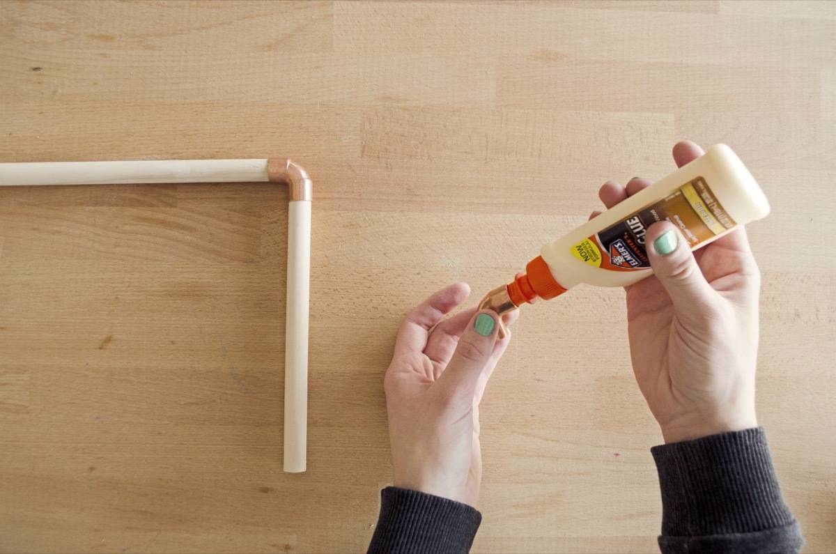 Make This: Minimal Clothes Drying Rack