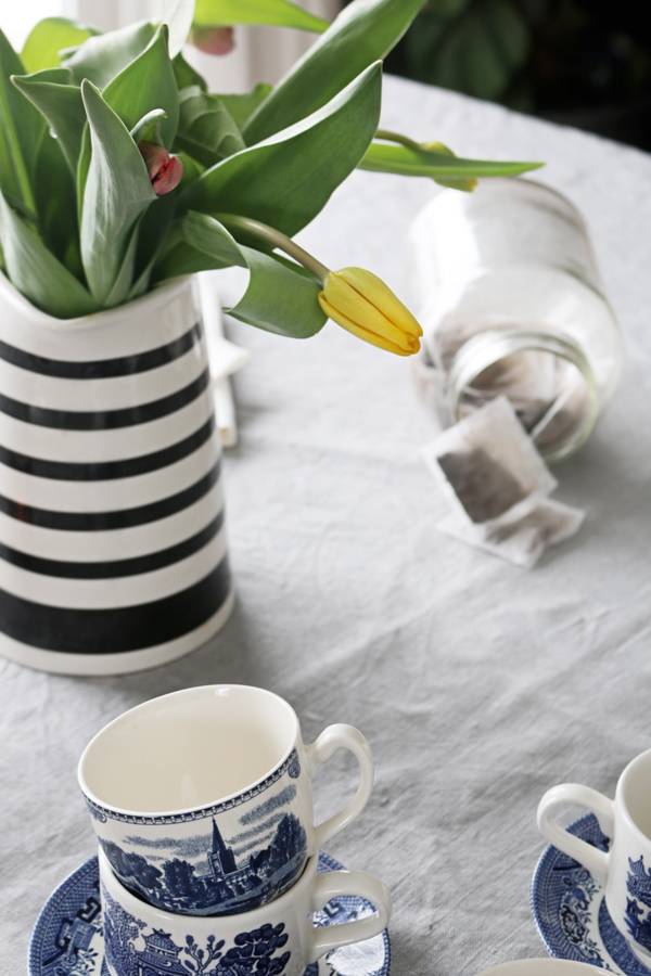 Three Ways to Style a Table for Spring