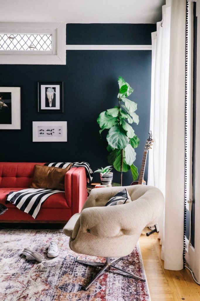 Here's How To Make A Rental Living Room Feel Like Home Curbly