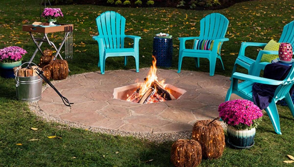 In-ground fire pit