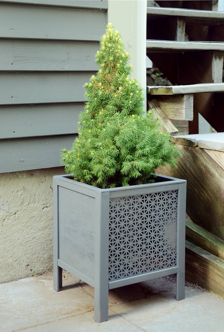 DIY Contemporary Planter Box
