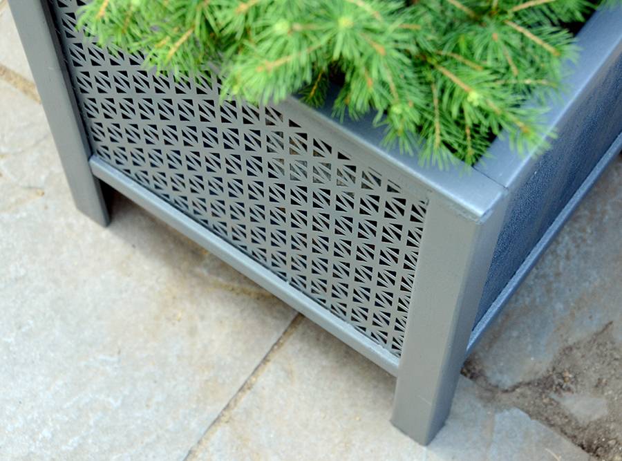 DIY Contemporary Planter Box