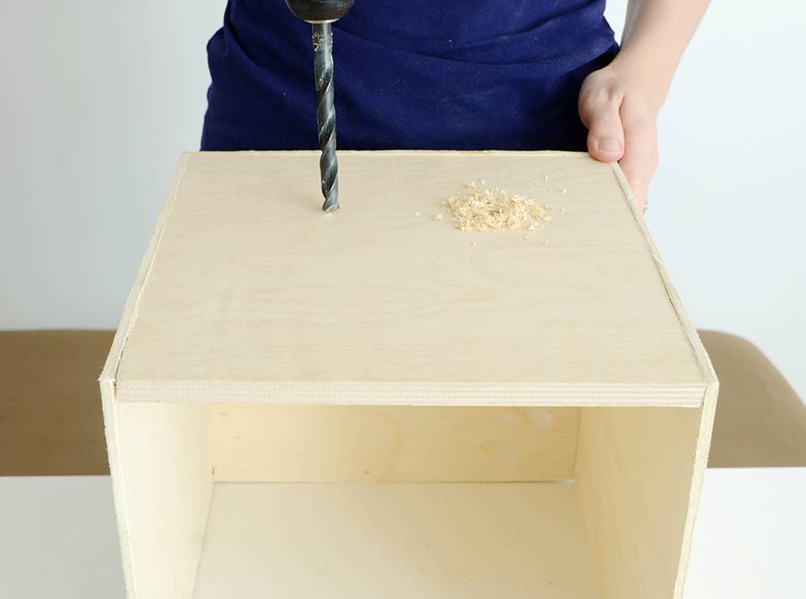 DIY Contemporary Planter Box