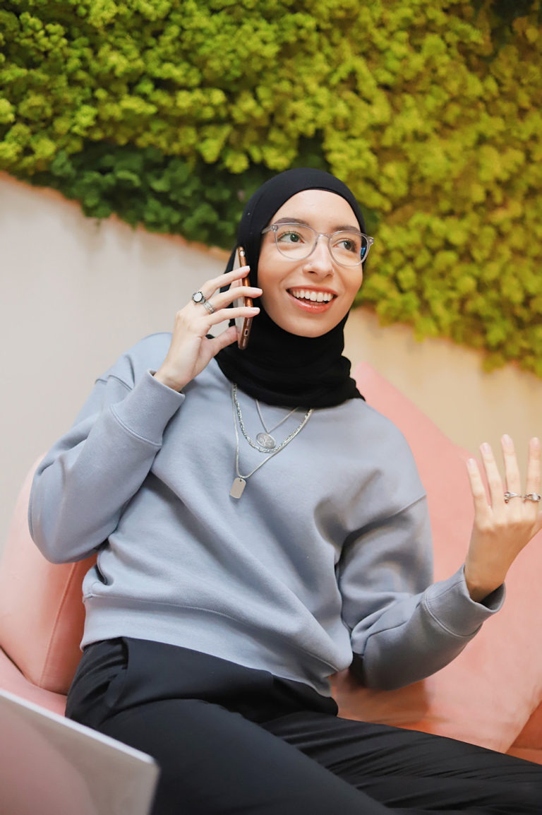 woman calling a friend