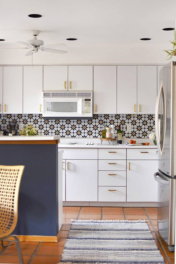 Removable Temporary Backsplash for Apartment Wall Decor, an Easy and A –  Commomy