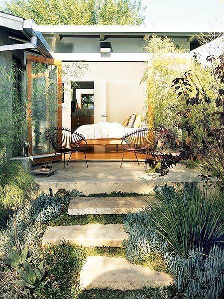 Warm climate yard from Pinterest