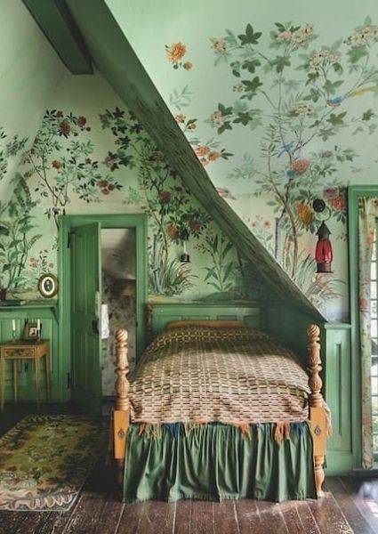 Painted floral mural brings the countryside inside. Image from Uptown Girl.