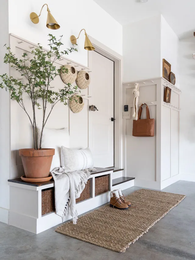 DIY Garage Mudroom Makeover from Hamilton Park Home. 