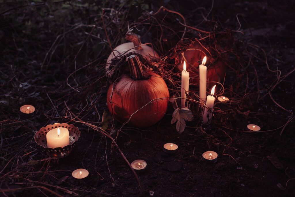 fall porch lighting