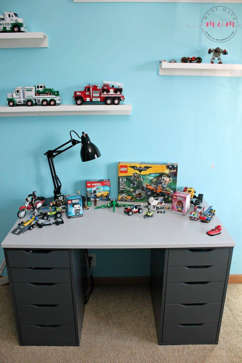 KLIMPEN table top, and VARIERA flatware trays make up this Lego table.