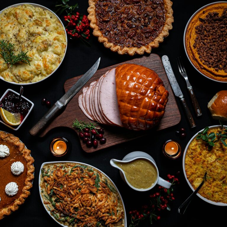 10 Essential Tips for Hosting a Stress-Free Thanksgiving Dinner - Curbly